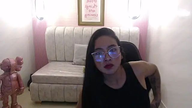 danna sweet s online show from 23, 10, 2025