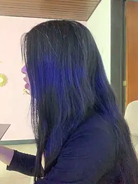 Snapshot of LunaMoore_Pink chatting on 24, 4, 2026 LunaMoore Pink online show from 24, 4, 2026