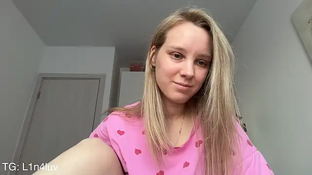 AIicaparkerc online show from 13, 4, 2026