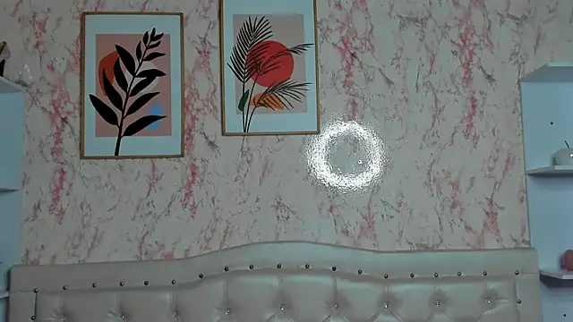 GabbiePrice online show from 9, 11, 2025