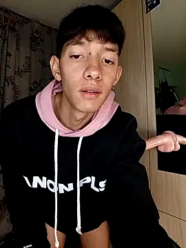 heyy noah11 online show from 14, 12, 2025