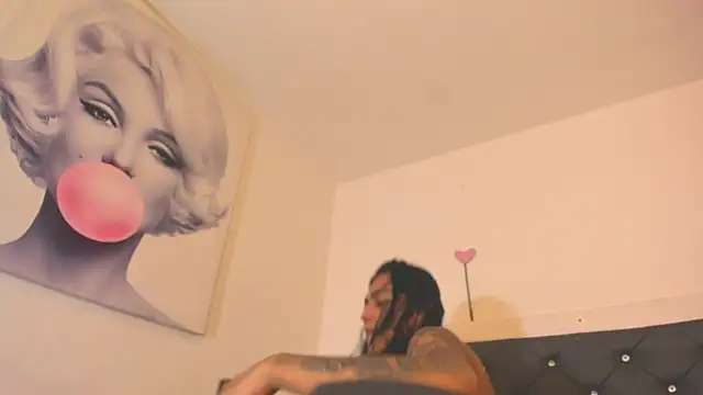 BiancaValentinna online show from 29, 10, 2025