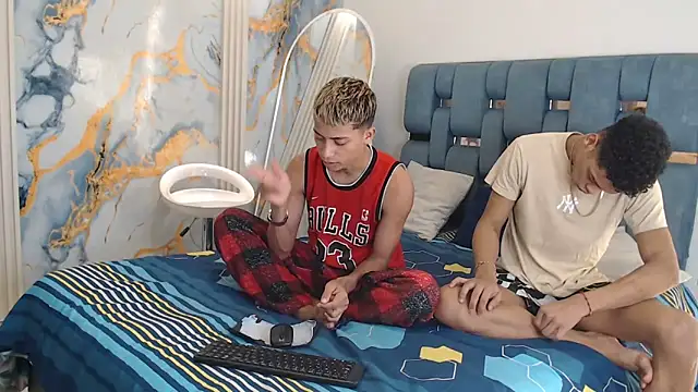 EMPIRE BOYS1 online show from 19, 5, 2026