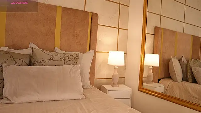 lyrabellini online show from 11, 3, 2026