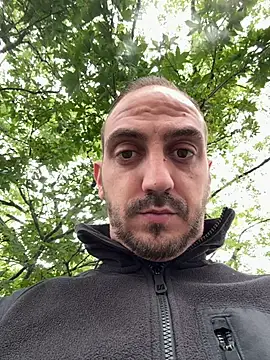 Snapshot of AlexGogo23 chatting on 11, 10, 2025 AlexGogo23 online show from 11, 10, 2025