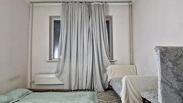 Lyndasilk online show from 15, 3, 2026