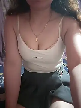 LeanaLy online show from 4, 12, 2025