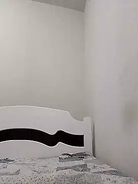 Snapshot of Camilanifeta chatting on 18, 12, 2025 Camilanifeta online show from 18, 12, 2025