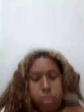 Snapshot of Camilanifeta chatting on 23, 12, 2025 Camilanifeta online show from 23, 12, 2025