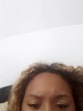 Snapshot of Camilanifeta chatting on 5, 1, 2026 Camilanifeta online show from 5, 1, 2026