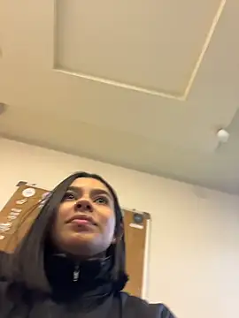 AlyssaRay online show from 21, 2, 2026