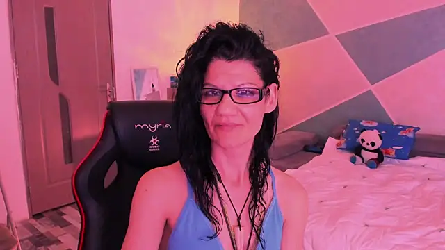 Snapshot of SweetSin40 chatting on 25, 4, 2026 SweetSin40 online show from 25, 4, 2026