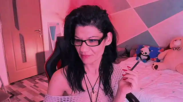Snapshot of SweetSin40 chatting on 3, 5, 2026 SweetSin40 online show from 3, 5, 2026