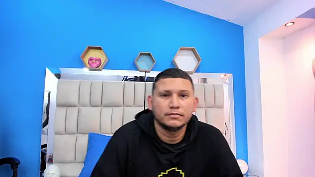catalina and jhon online show from 21, 10, 2025