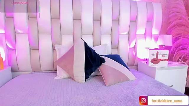 Ari lynn  online show from 3, 3, 2026