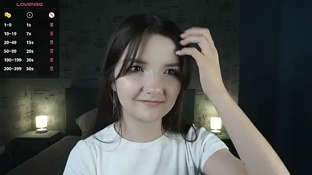 Snapshot of _Cute_World_ chatting on 16, 10, 2025 Cute World online show from 16, 10, 2025