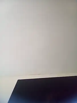 Mia-mrocia online show from 27, 4, 2026