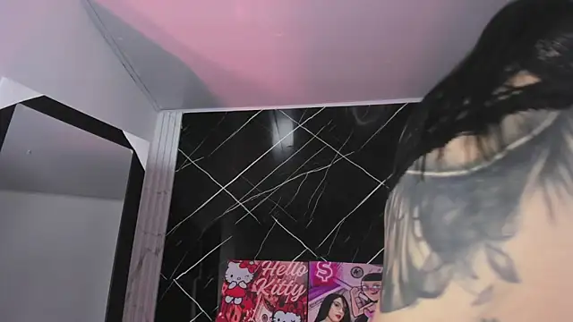 Candy leilaa3 online show from 11, 3, 2026