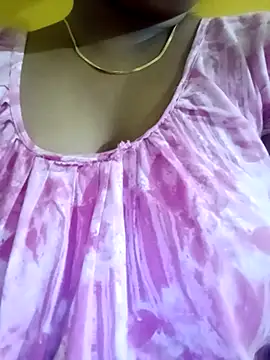 ITZ YUVIKA online show from 30, 10, 2025