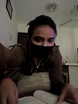 Snapshot of radhika4445 chatting on 14, 3, 2026 radhika4445 online show from 14, 3, 2026