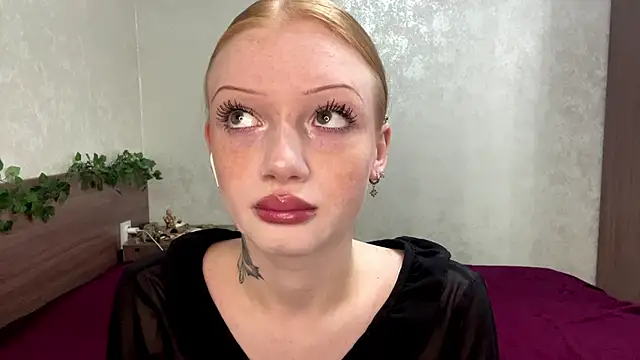 Iamlylu online show from 21, 11, 2025