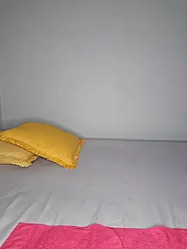 certifiedhottie2025 online show from 19, 11, 2025