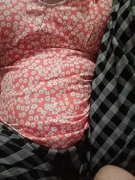 Hot-ranisa online show from 17, 7, 2026