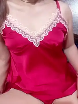 YiyinLy online show from 17, 6, 2026