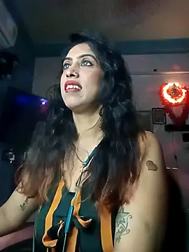 Darling Annie online show from 26, 11, 2025