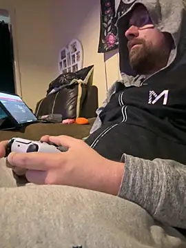 Otis Firefly online show from 16, 11, 2025