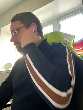 Otis Firefly online show from 17, 11, 2025