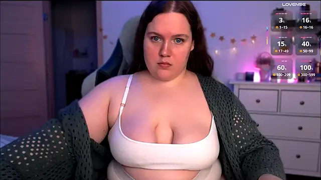 SummerTina online show from 19, 2, 2025