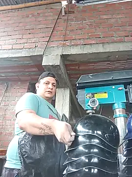 WIlGar1993 online show from 5, 1, 2026