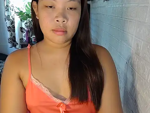 prettyoliviax online show from 17, 10, 2025