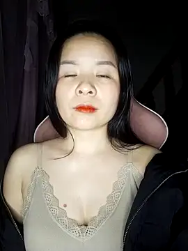 Listen-ly online show from 4, 11, 2025