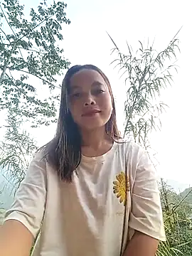 Nguyet2k4 online show from 10, 4, 2026