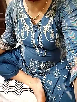 Hot Boude online show from 22, 10, 2025