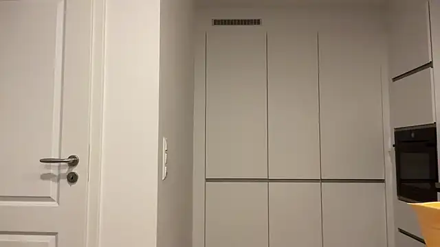 julialauren online show from 17, 11, 2025