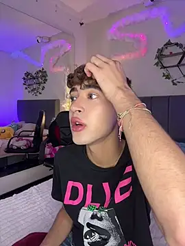 Snapshot of JustinCastiblanco chatting on 9, 1, 2026 JustinCastiblanco online show from 9, 1, 2026