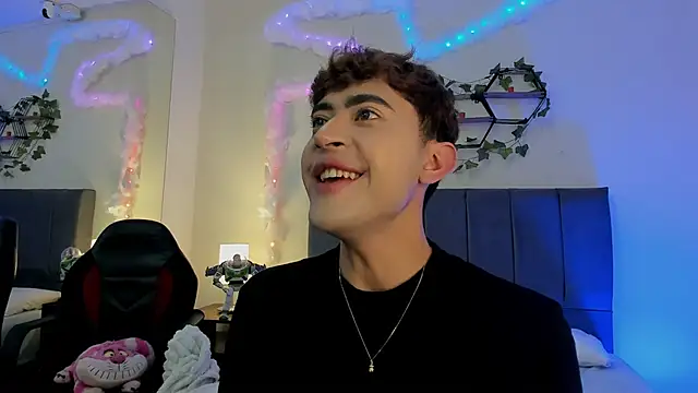 Snapshot of JustinCastiblanco chatting on 15, 1, 2026 JustinCastiblanco online show from 15, 1, 2026