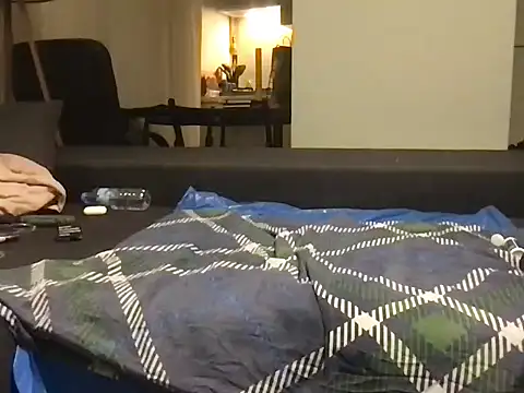 dicsucerboy77 online show from 20, 4, 2026