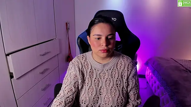 Bluepaula online show from 5, 11, 2025