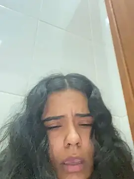 22safadinha69 online show from 17, 4, 2026