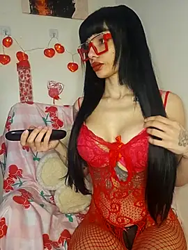 LucyMiax online show from 12, 2, 2026