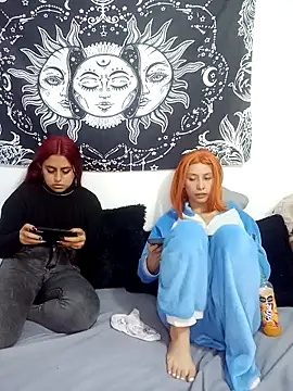 abby n emily online show from 14, 11, 2025