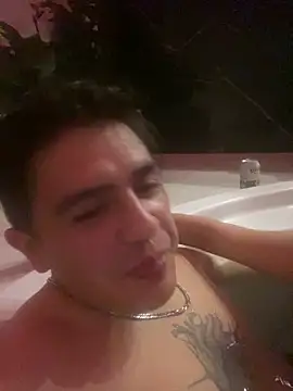 Axlxx666 online show from 5, 3, 2026