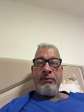 roygomez online show from 28, 10, 2025