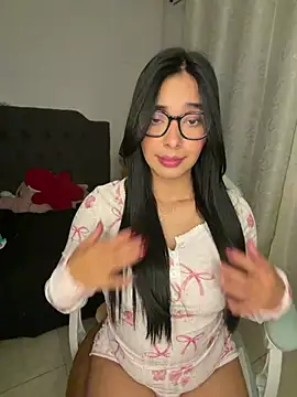 Snapshot of MiaSofia__ chatting on 29, 4, 2026 MiaSofia online show from 29, 4, 2026