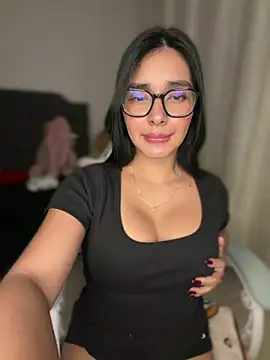 Snapshot of MiaSofia__ chatting on 4, 5, 2026 MiaSofia online show from 4, 5, 2026