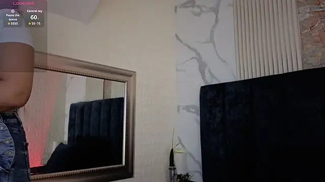 Snapshot of MarScarlett chatting on 7, 5, 2026 MarScarlett online show from 7, 5, 2026